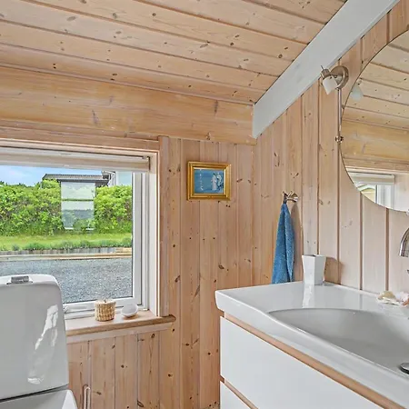 Imelda - 75m From The Sea By Interhome